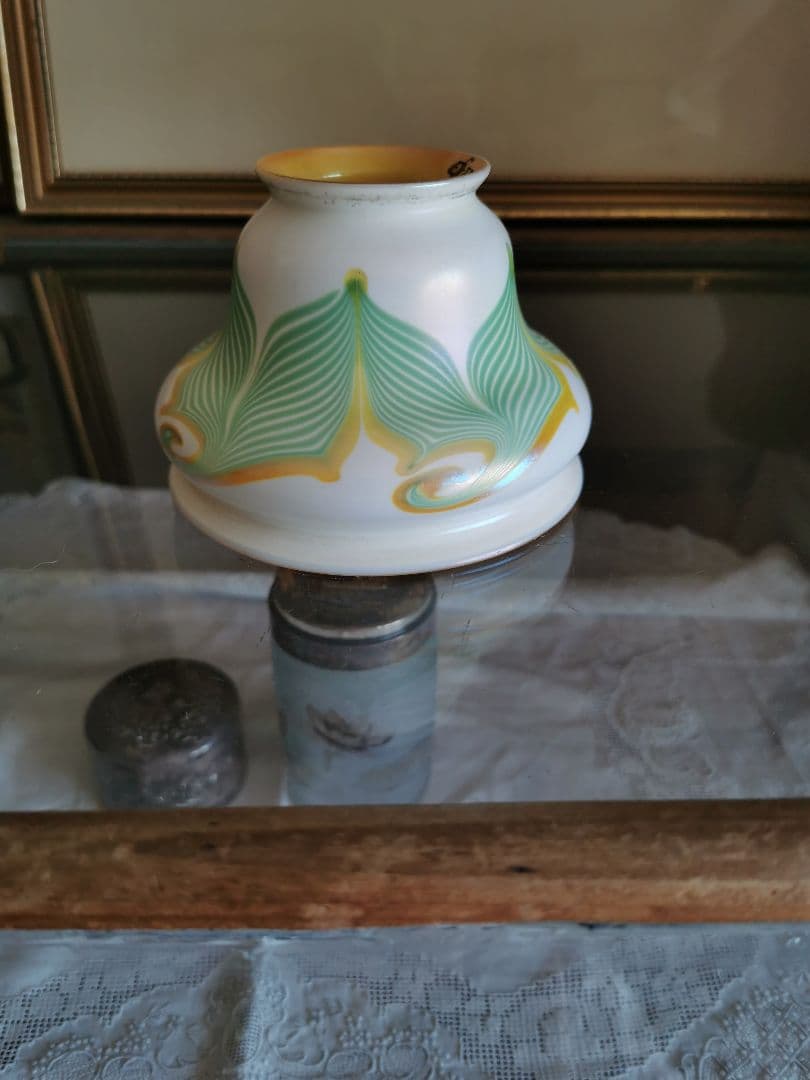 アンティーク ファヴリルガラス Quezell イリデッセンス ブロンズランプ