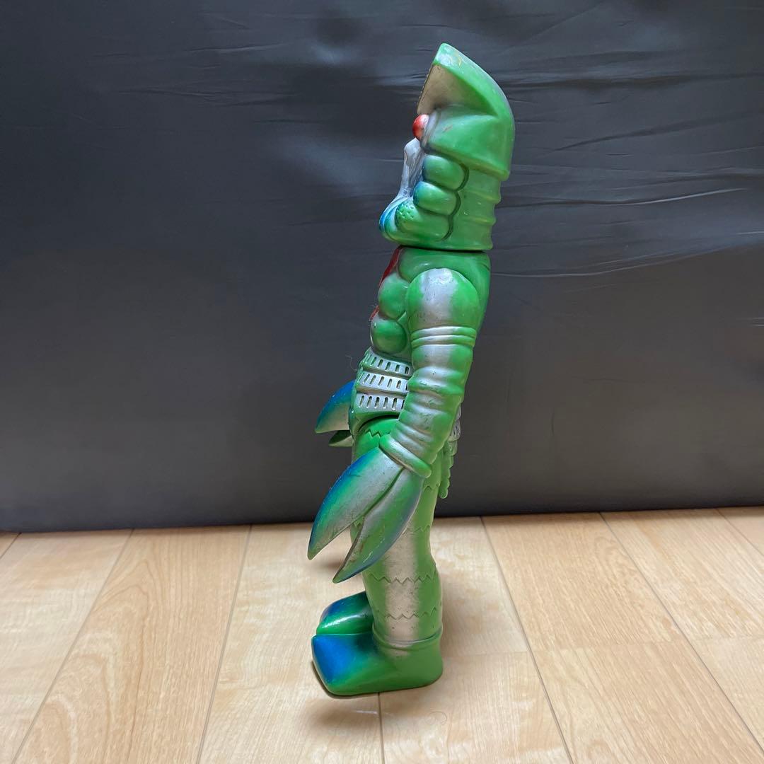 ブルマァク　ジャイアントバルタン星人　ソフビ！