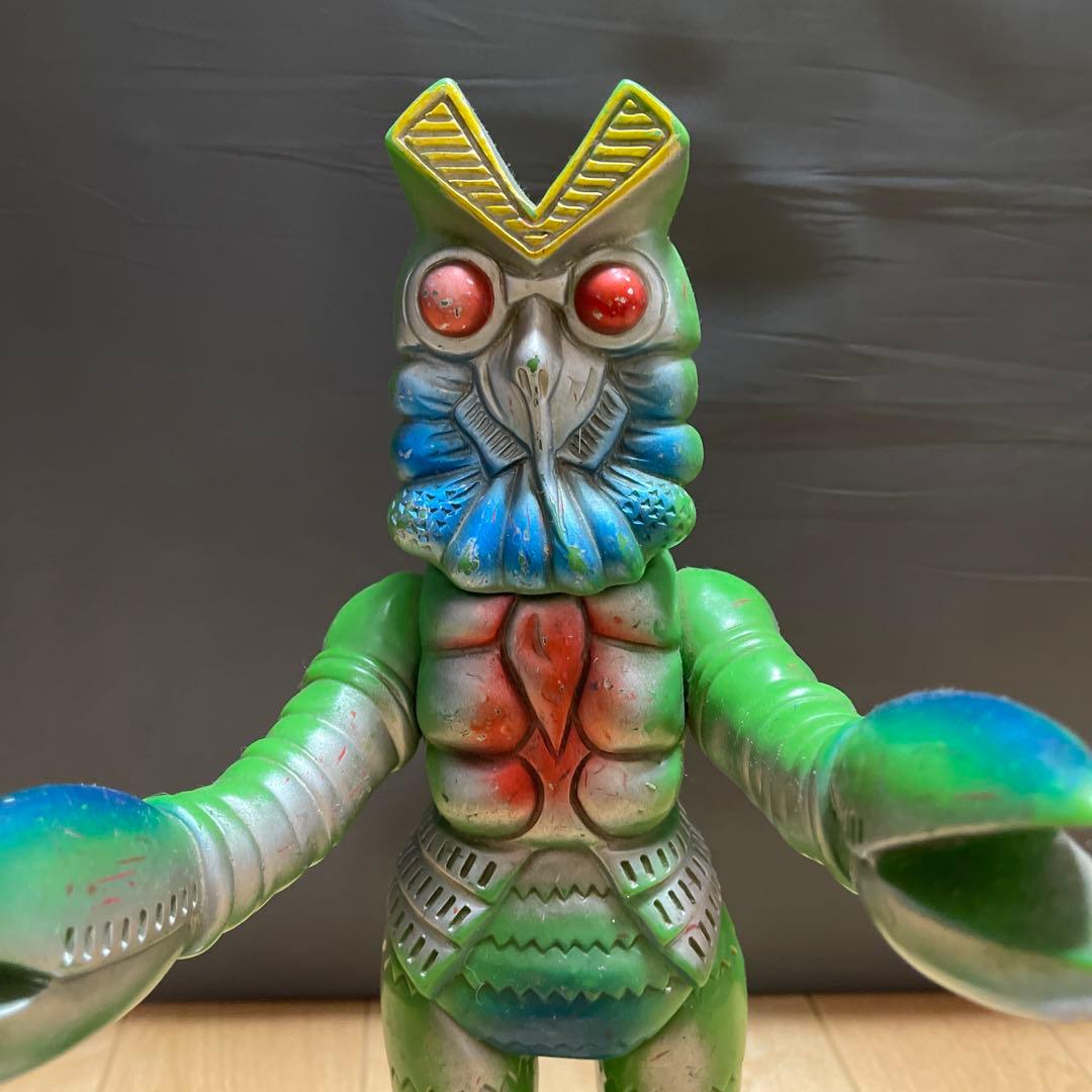 ブルマァク　ジャイアントバルタン星人　ソフビ！