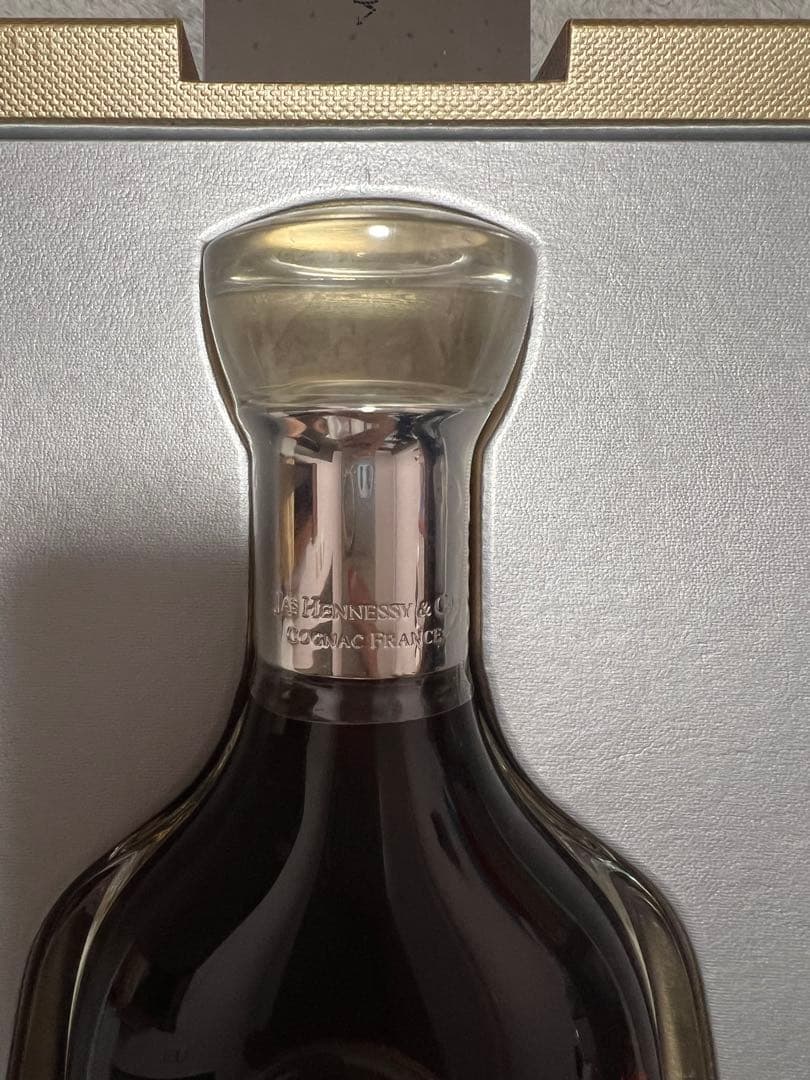 ブランデー Hennessy PARADIS 700ml 40%