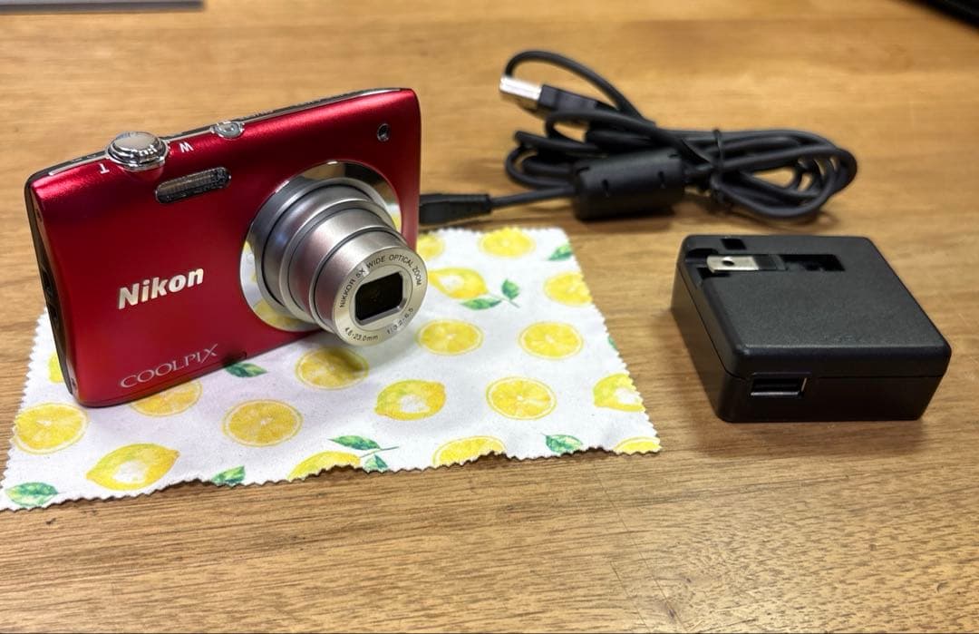 【極美品】NIKON COOLPIX A100 レッド 希少