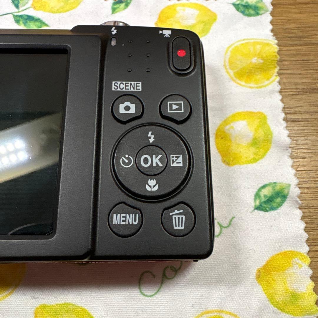 【極美品】NIKON COOLPIX A100 レッド 希少