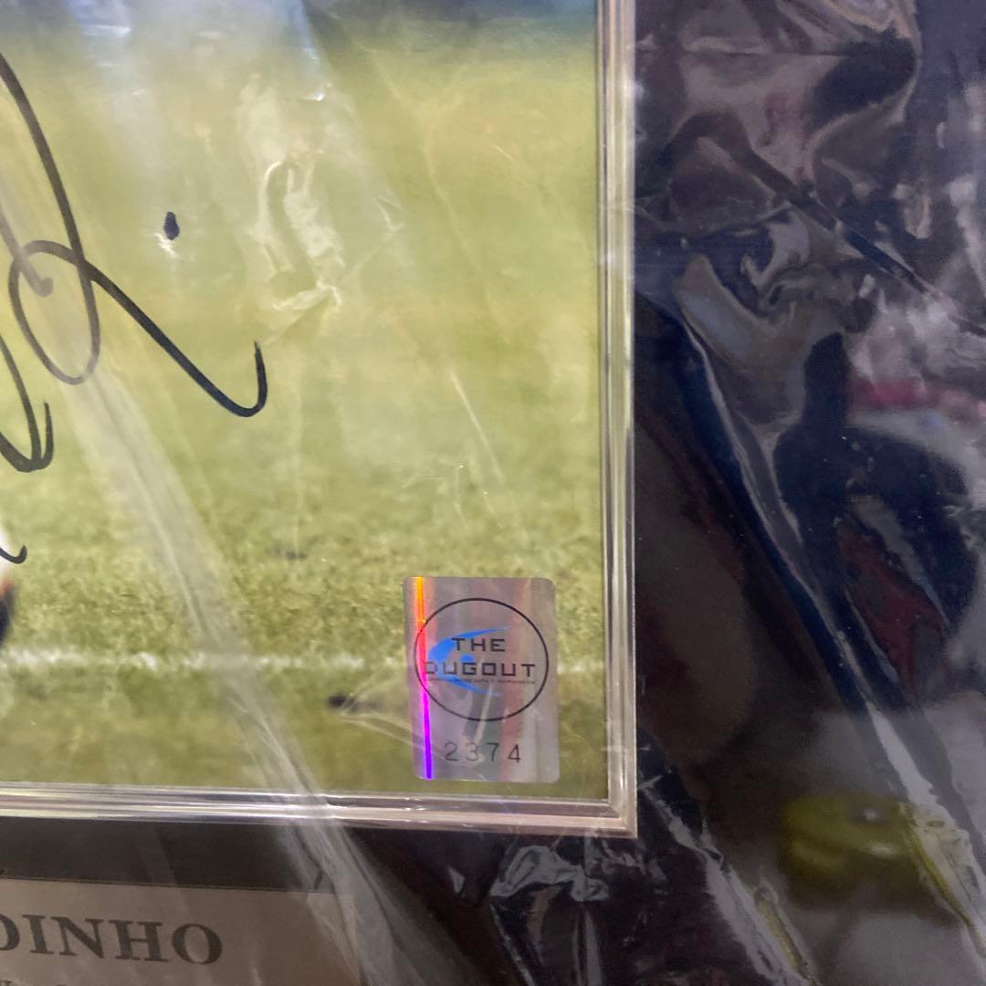 アキ◼️送料別◼️ロナウジーニョ直筆サインフォト　額入り