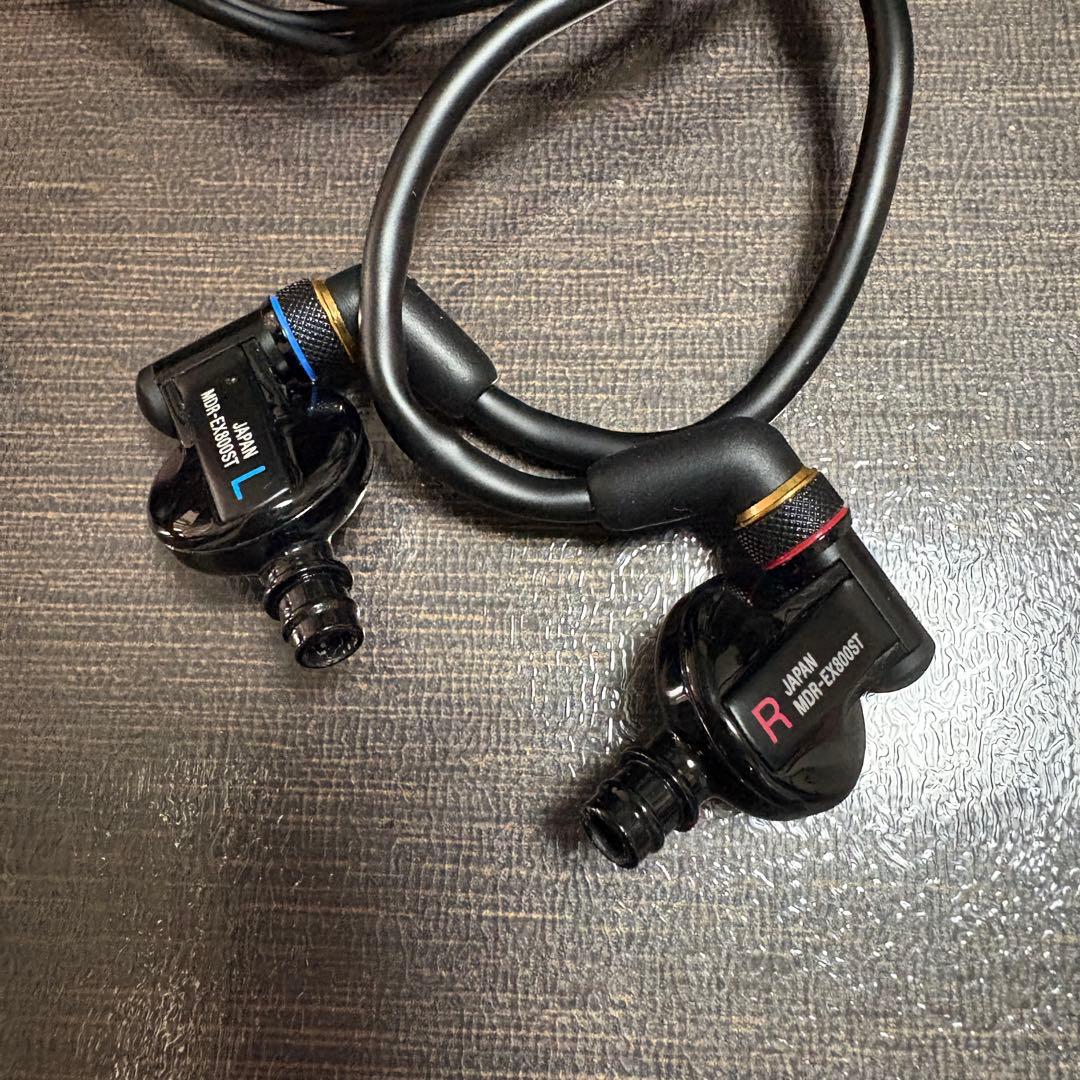 SONY ソニー MDR-EX800ST