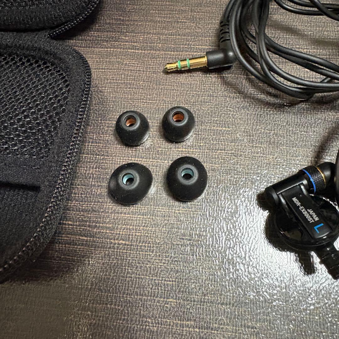 SONY ソニー MDR-EX800ST