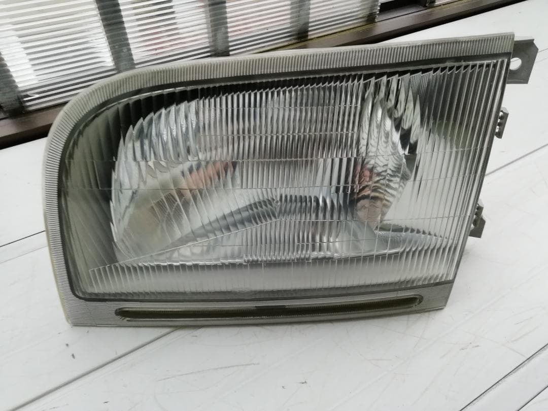 ハイゼット　S210P　S200P　ヘッドライト　 左右　（管理MA11）