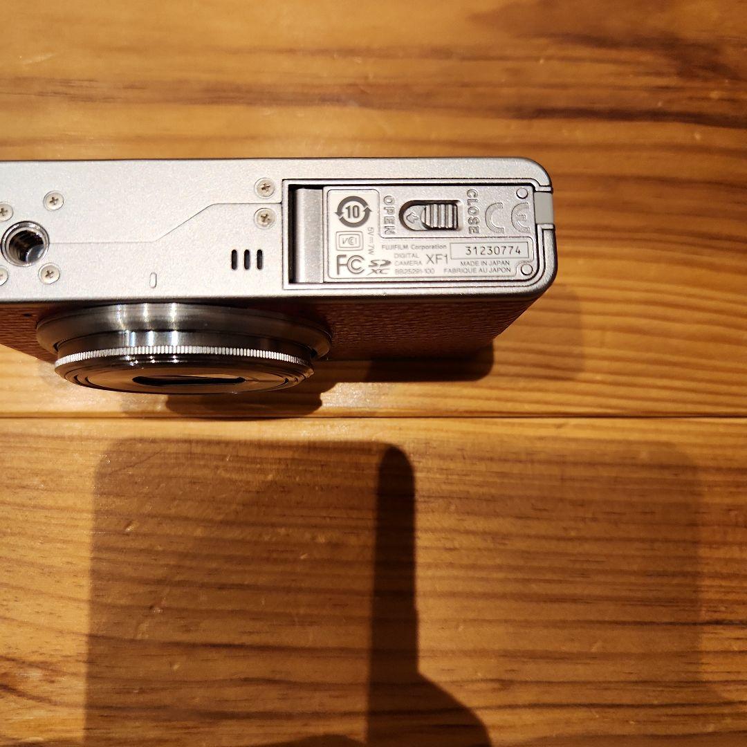 【美品】【動作確認済み】FUJIFILM フジフィルム XF1 Red(レッド)