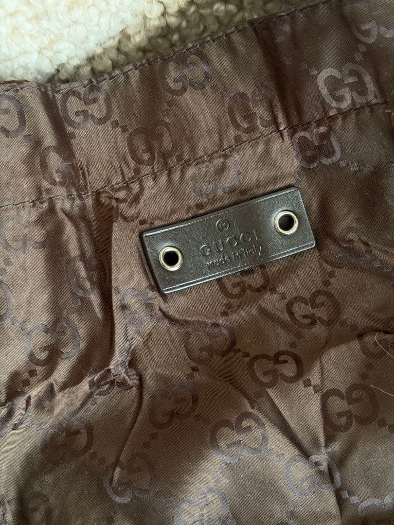 Gucci ブラウン クマ型 ぬいぐるみ　キーホルダー