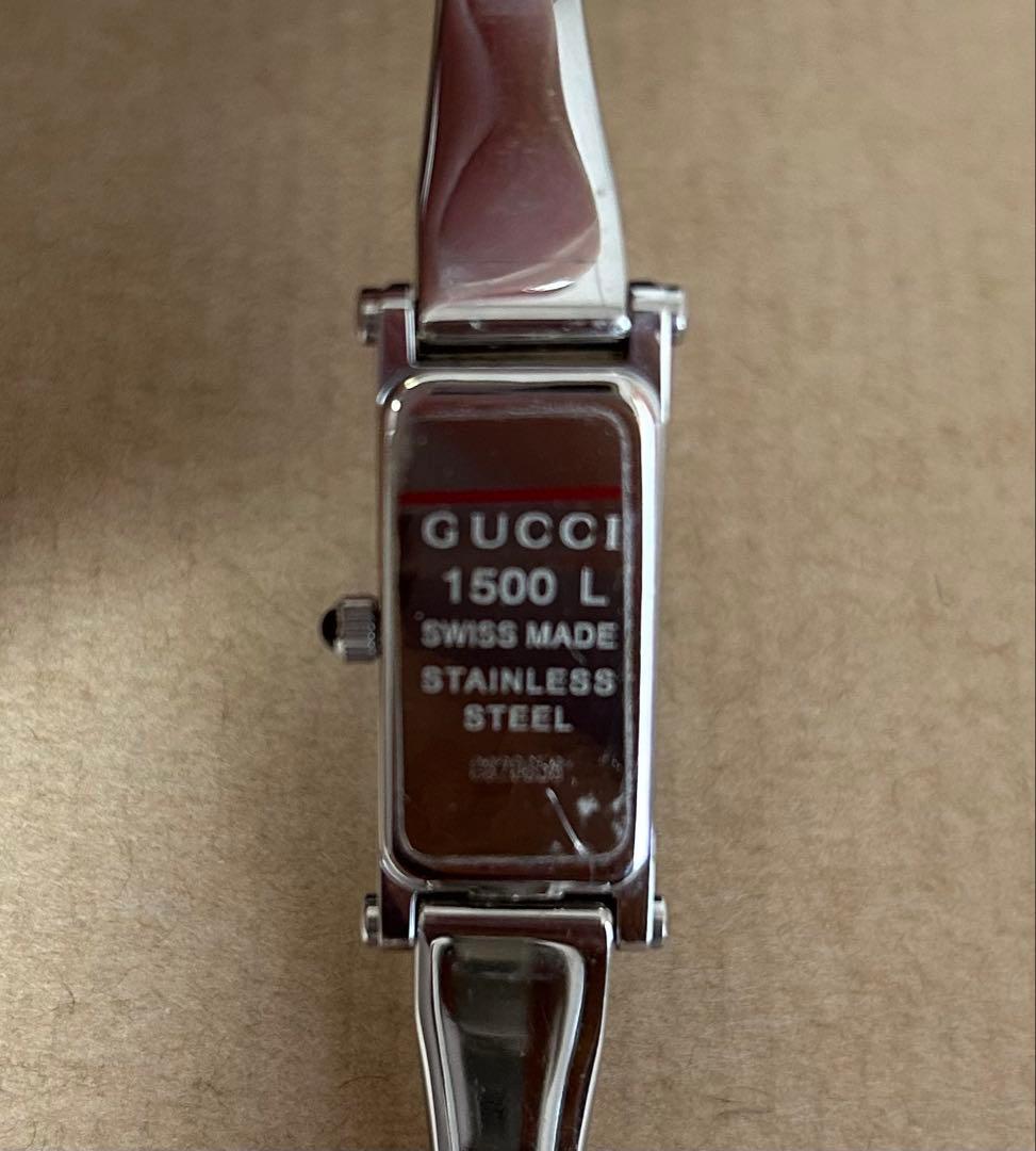 GUCCI 1500 L 腕時計　レディース　電池交換稼働中