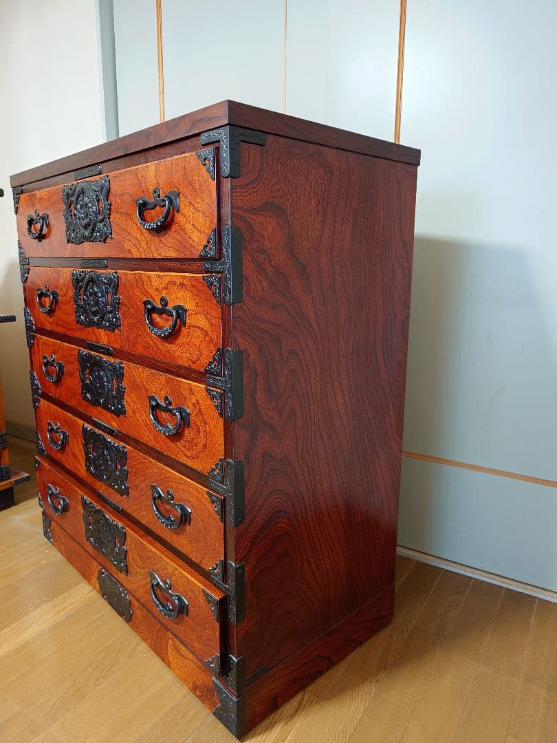 岩谷堂箪笥　五段　鍵付き