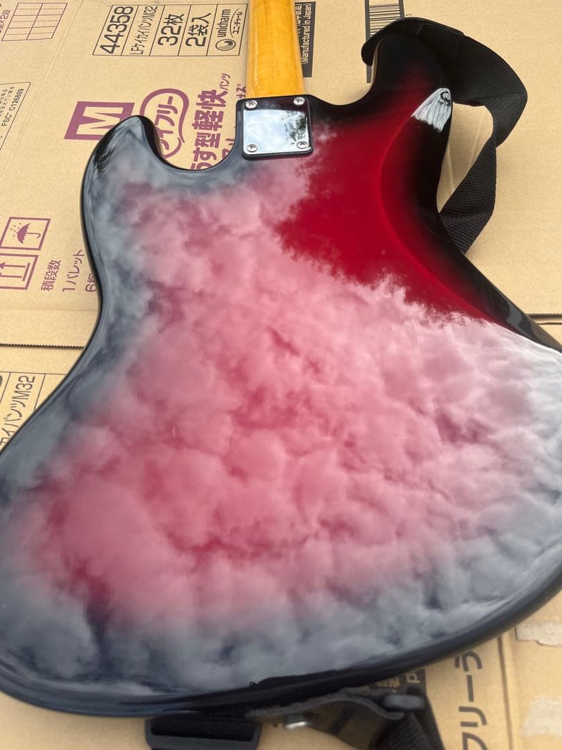 S.ギャッター SB-B-X エレキベース 黒赤