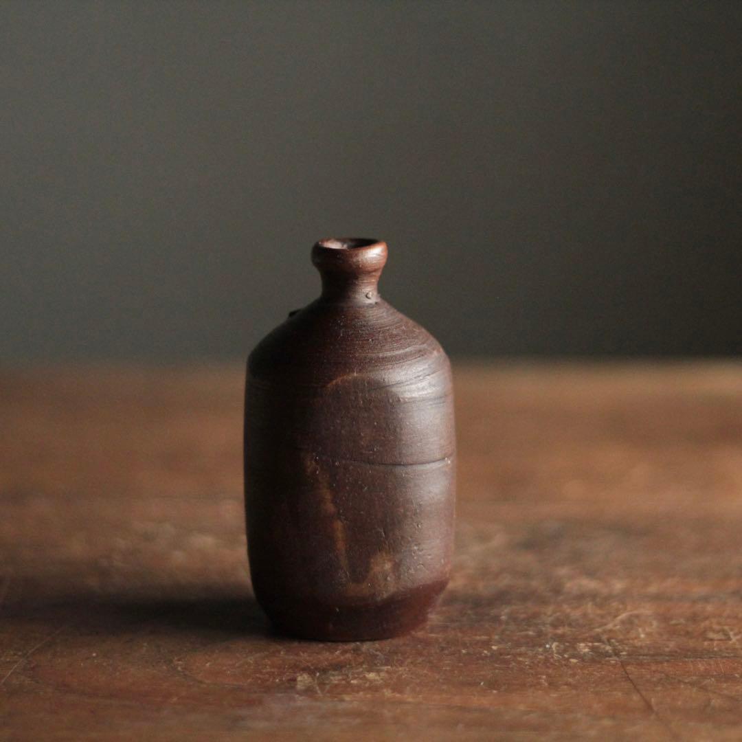 明治の備前のかわいいやつ 小徳利 備前焼 容量約100ml 古道具 アンティーク