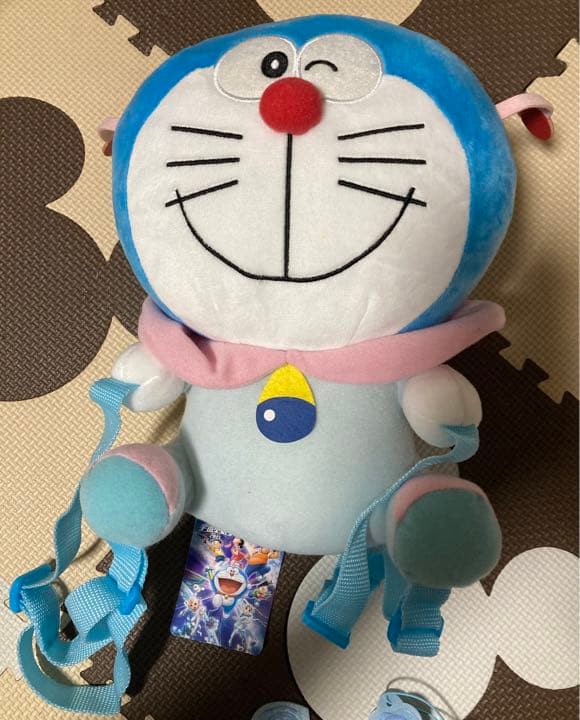 ドラえもんぬいぐるみリュックとぬいぐるみマスコットキーホルダー4点セット