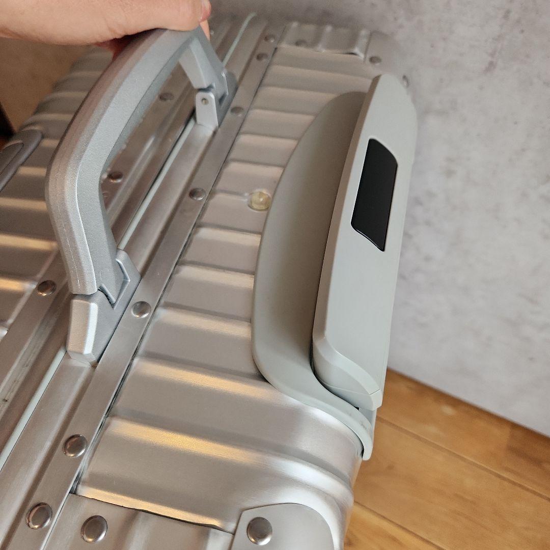 RIMOWA　トパーズ4輪　　45L　シルバー　アルミ　56×45×25　正規品