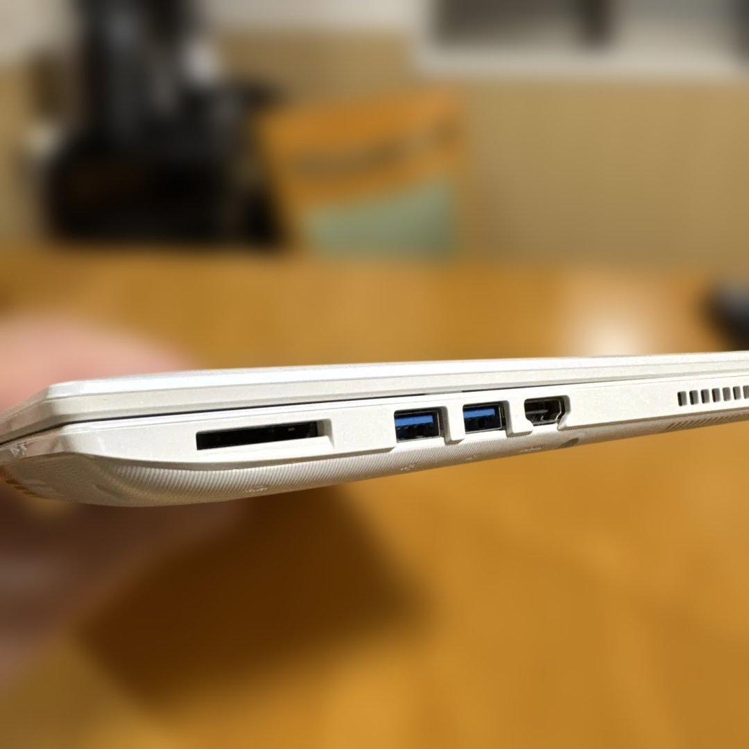 【格安中古】dynabook AZ25/FW TOSHIBA Windows11