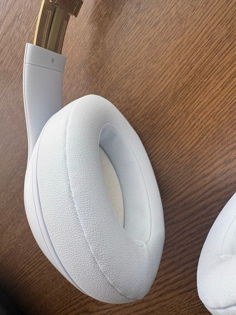 ヘッドホン BEATS STUDIO3 WIRELESS