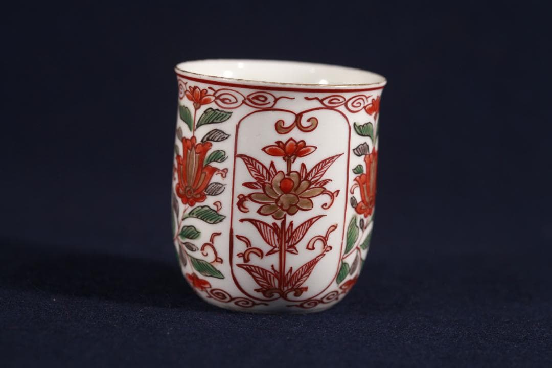 306 元禄伊万里洋風草花図長猪口　コップ型　無疵美品　江戸中期　元禄期