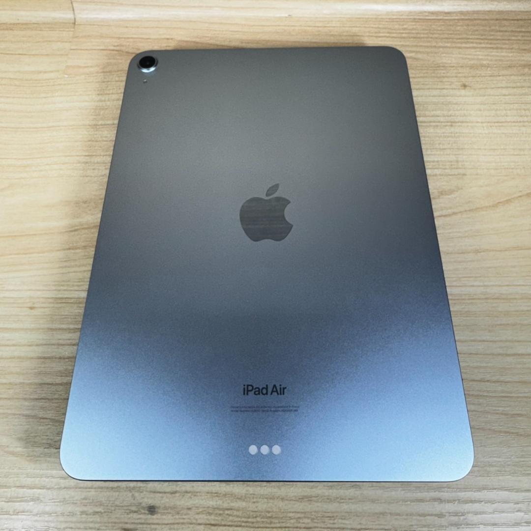 P274 超美品 iPad Air M2 11インチ 128GB おまけ付き