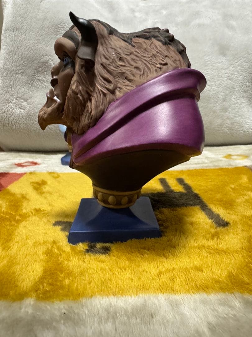 ベルとビースト 美女と野獣フィギュア　 陶器フィギュア⚠️(割れあり)