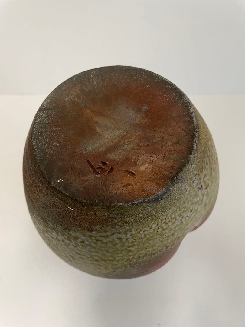 【大古田久太郎】備前焼　花入　花瓶　一輪挿し