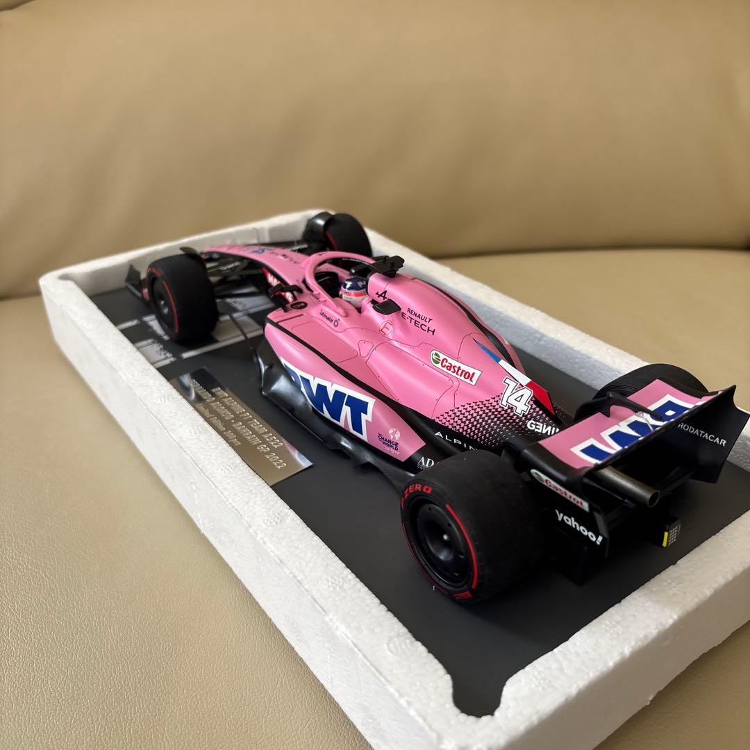 1/18ミニチャンプス アルピーヌF1 A522 F.アロンソ