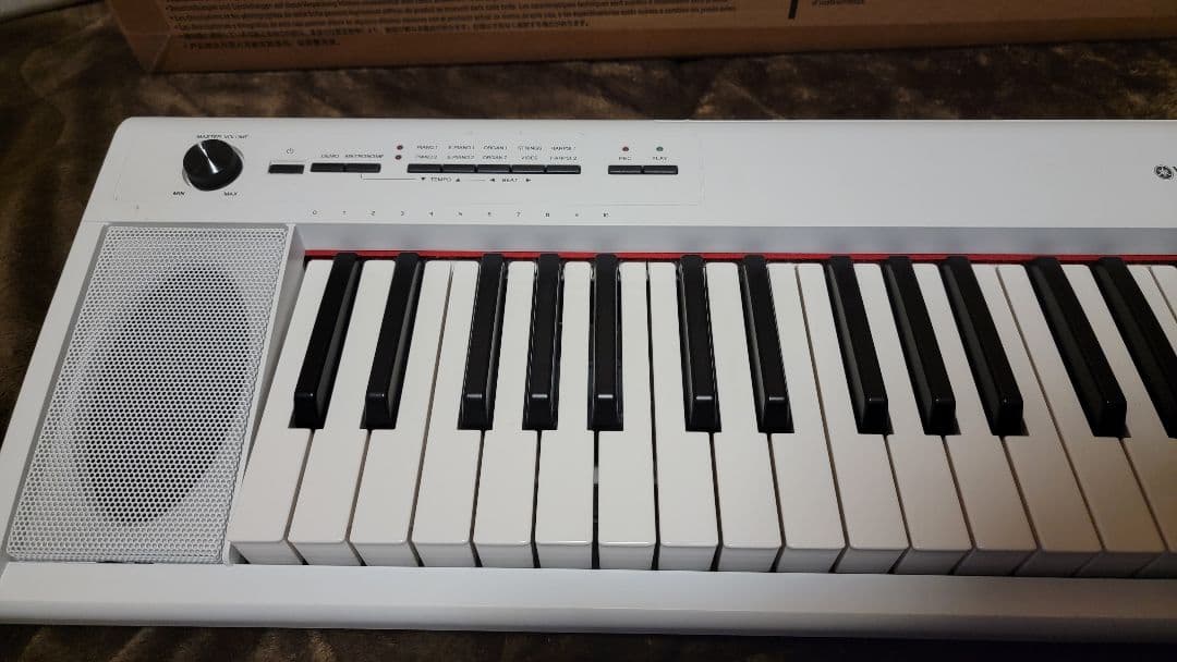 Yamaha piaggero NP-12 ホワイト 電子ピアノ