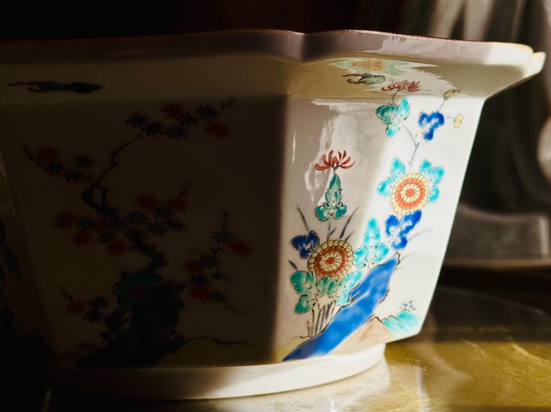 レア12代 柿右衛門・濁手 「八角菓子」・乳白色・新品同様