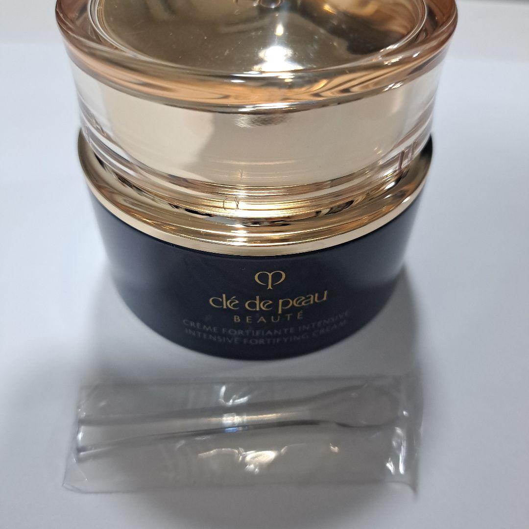 クレームアンタンシヴn