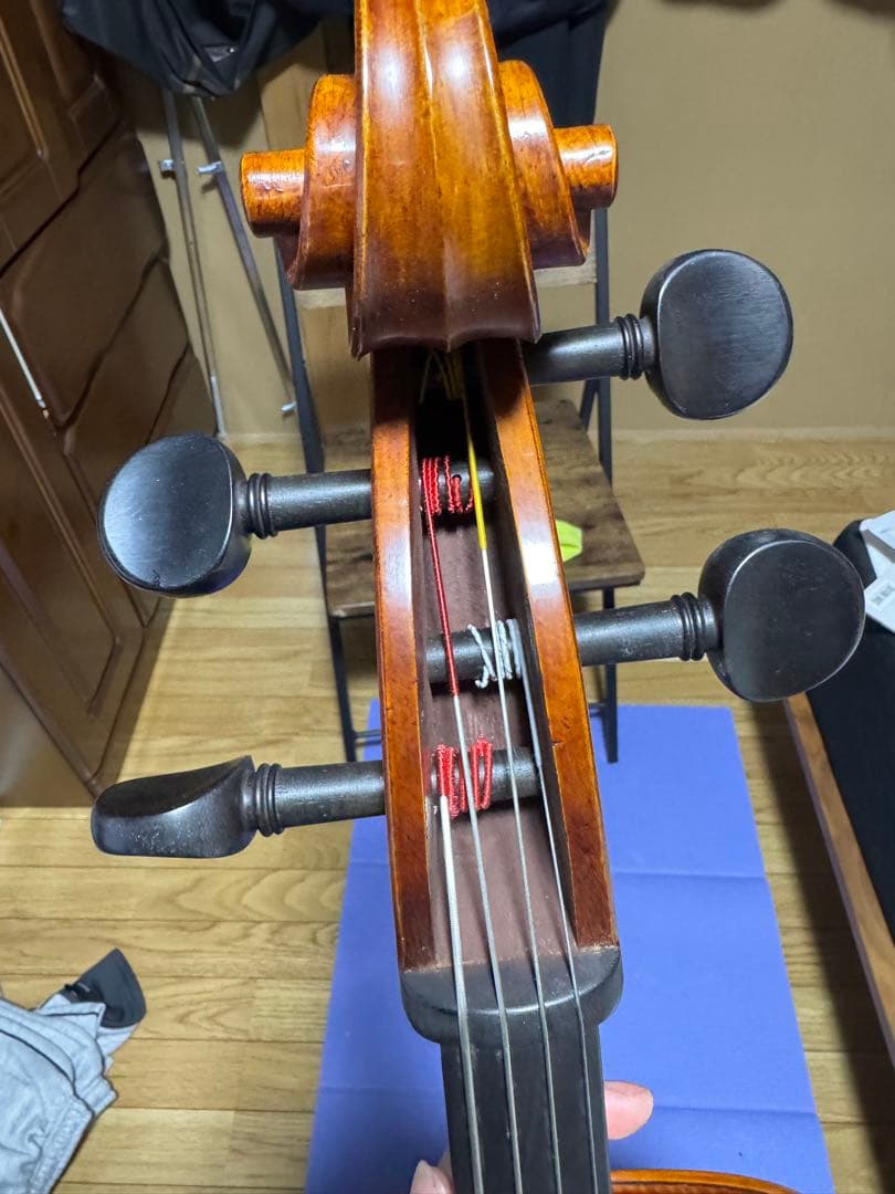 チェロ　ヒューメビアンカ　サイズ4/4 本体　弓　付属品