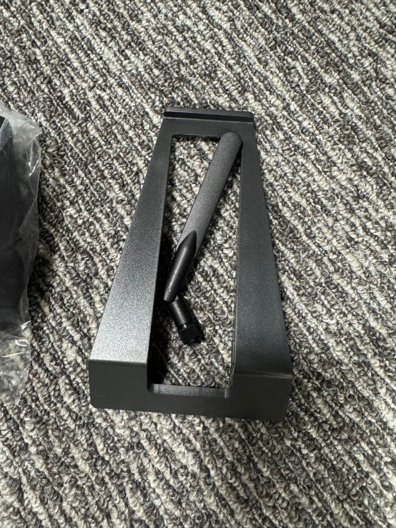 し*け様 【緊急入荷！】ThinkVision S24i-30