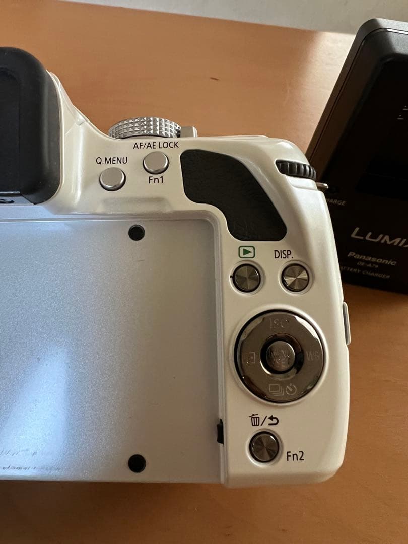 DMC-G5 ボディ ホワイト パナソニック LUMIX