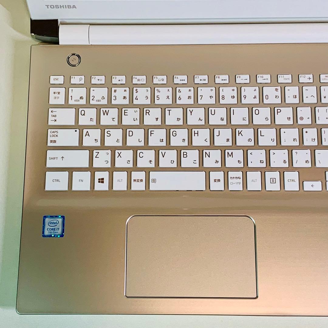 Core i7✨SSD1TB✨16GB✨カメラ✨東芝✨オフィス✨ノートパソコン