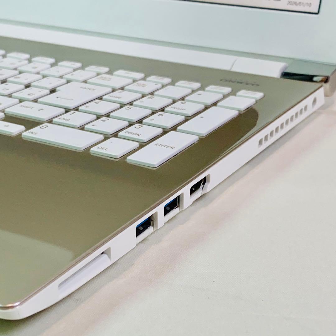 Core i7✨SSD1TB✨16GB✨カメラ✨東芝✨オフィス✨ノートパソコン