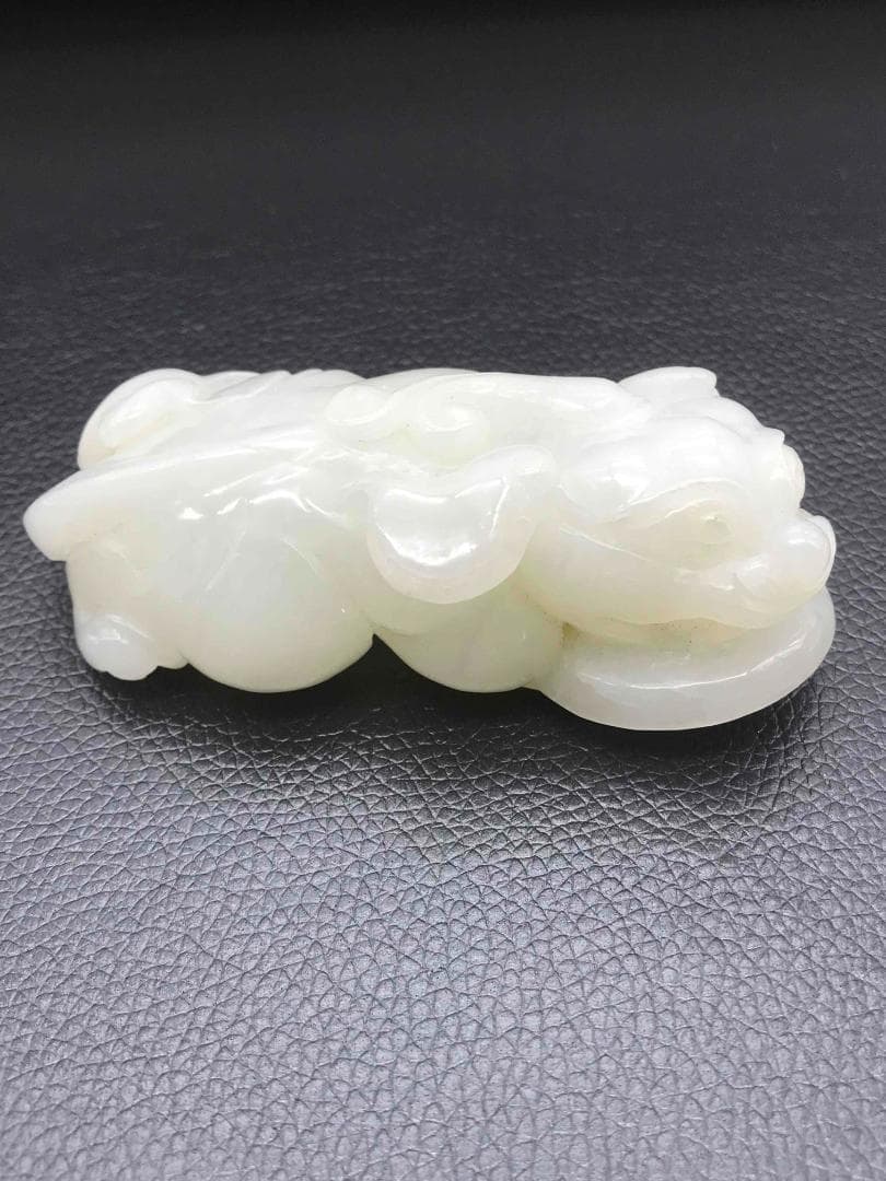 清時代　和田玉　純暖和田白玉彫り　貔貅 龍亀 瑞獣　古玉石　白玉(F-40)