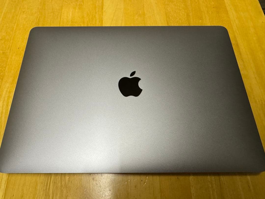 美品 MacBook Air M1 13インチ16GB 256GB