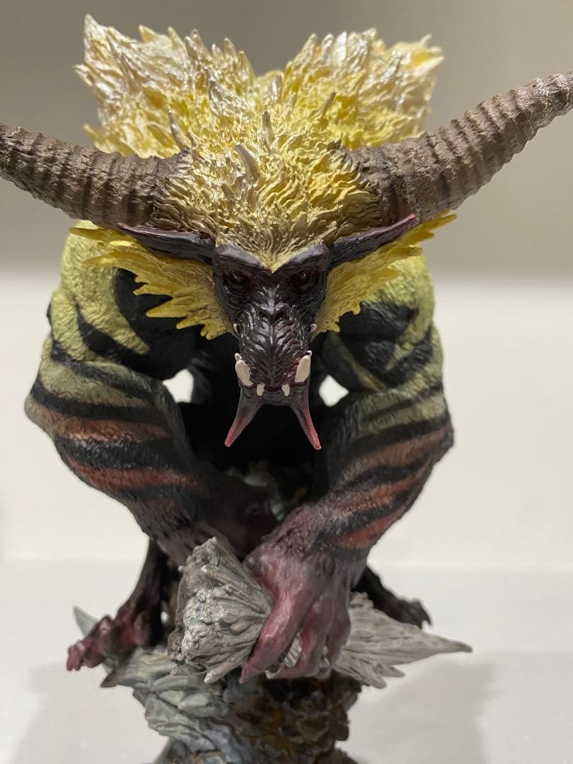 モンスターハンター クリエイターズモデル 激昂したラージャン フィギュア 復刻版