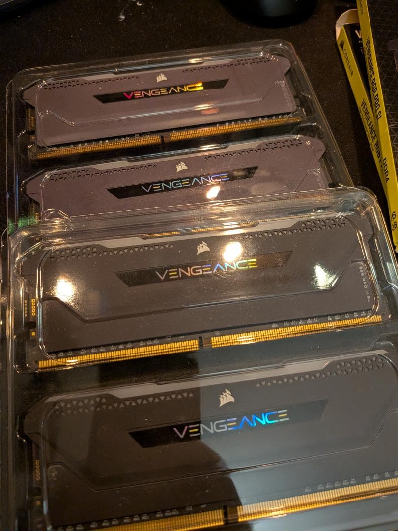 Corsair Vengeance RGB Pro SL DDR4 32GB4枚