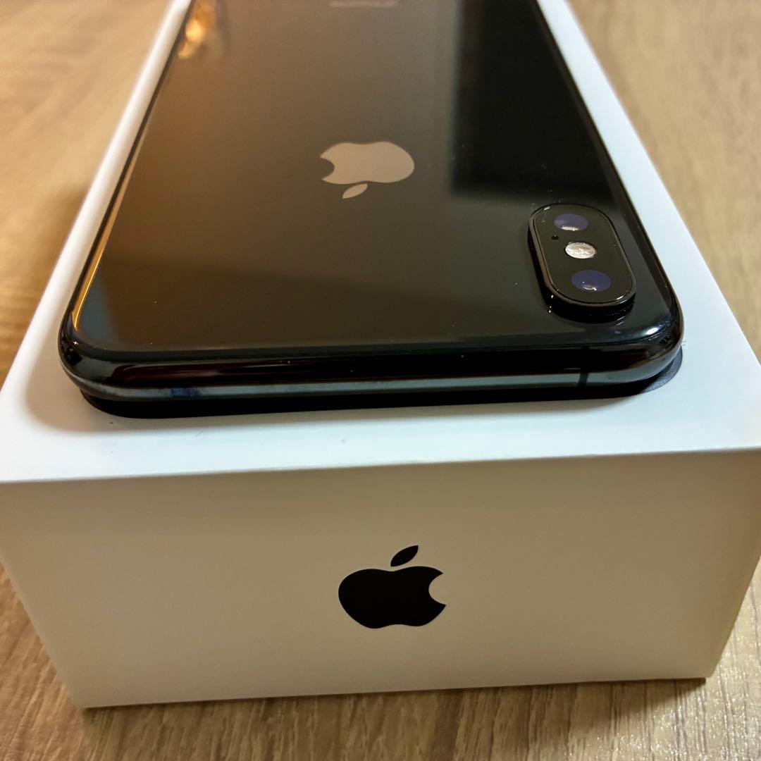 美品　iPhone Xs Max Space Gray 64 GB