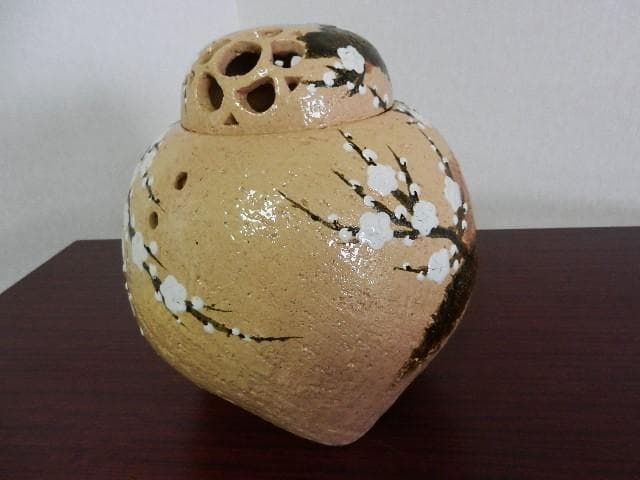 「後藤（永興）明道」作　茶道具「乾山写　梅の絵　手焙」　共箱「鵬雲斎」書付