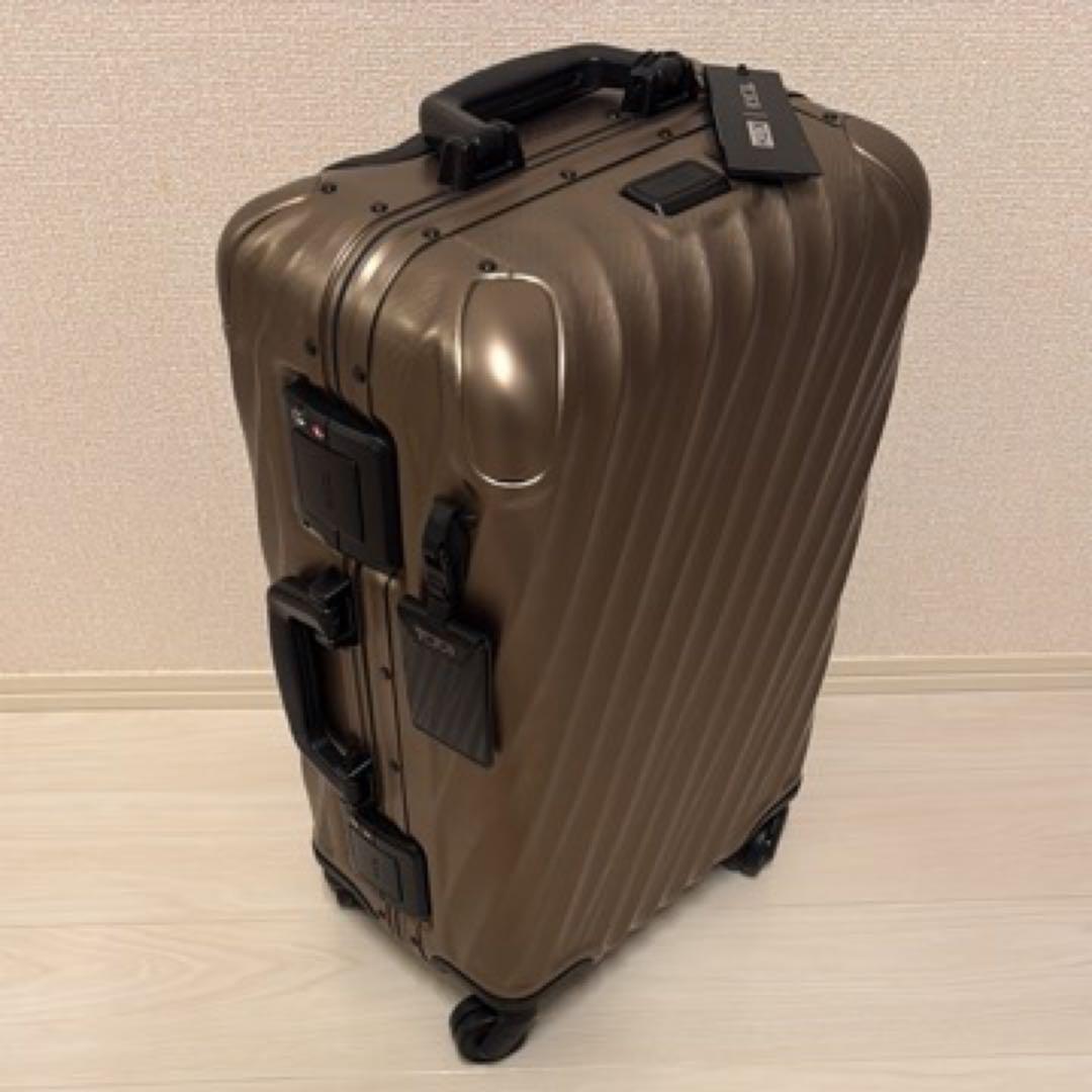 TUMI KITH コラボ キャリーケース　インターナショナルキャリーオン