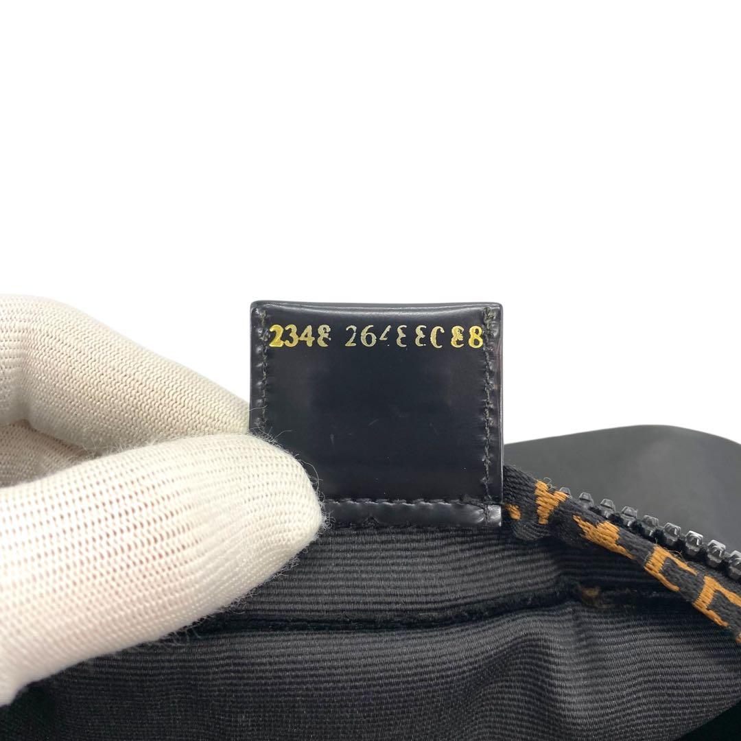 【美品】フェンディ ミニバッグ ハンドバッグ ナイロン ブランドロゴ ブラック