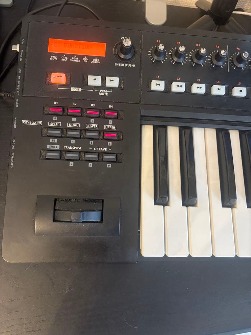 【美品】Roland A-800PRO MIDIキーボード/DP-2ペダル付