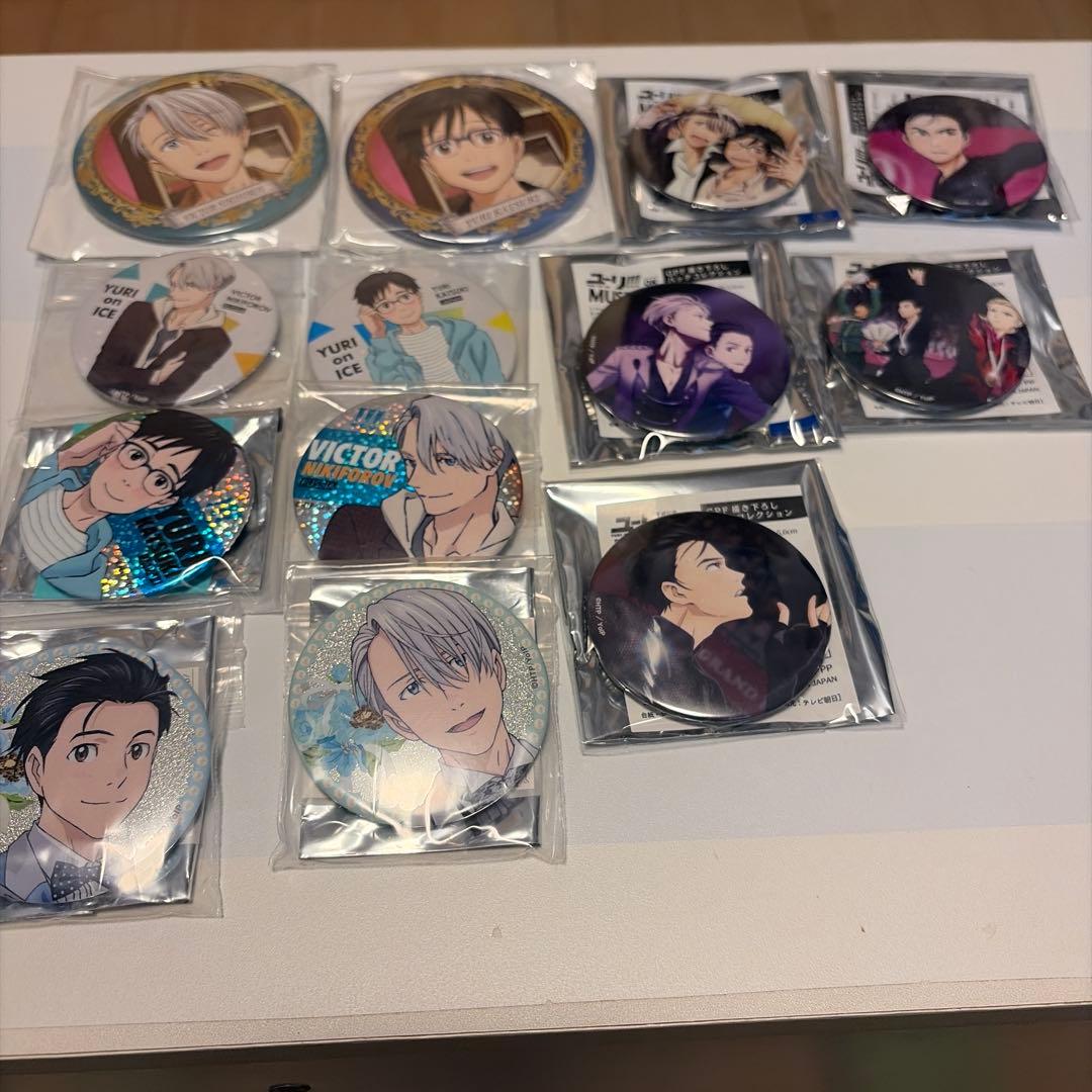 ユーリ!!! on ICE ピンバッジ 13個セット