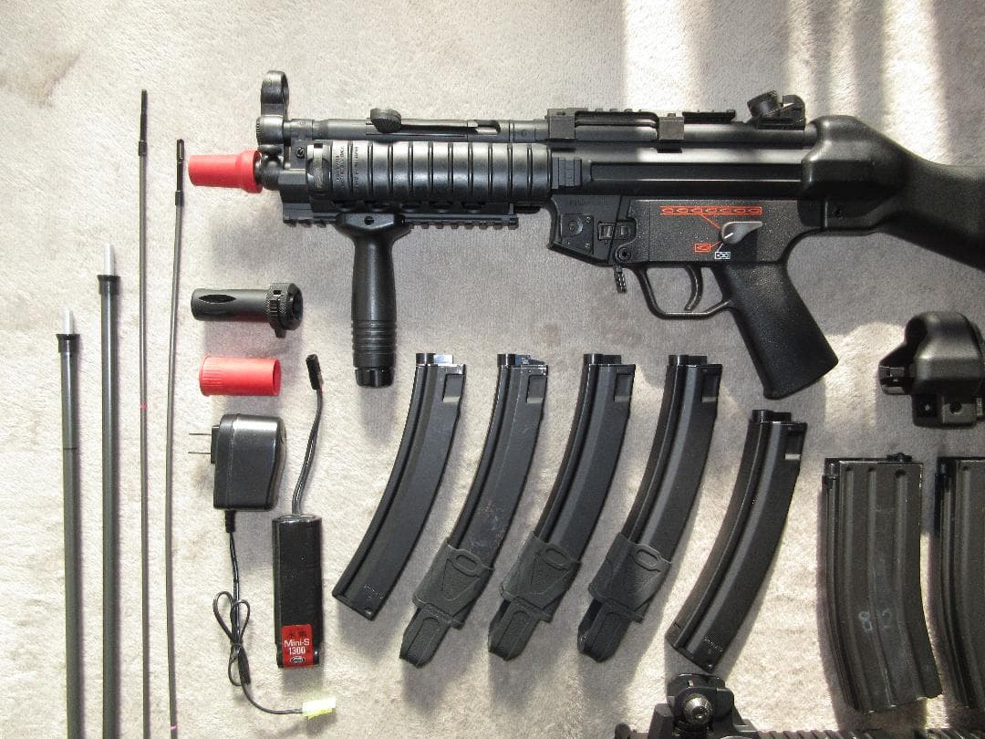 良好品 2本セット 次世代SOPMOD M4 & RAS MP5 サバゲー