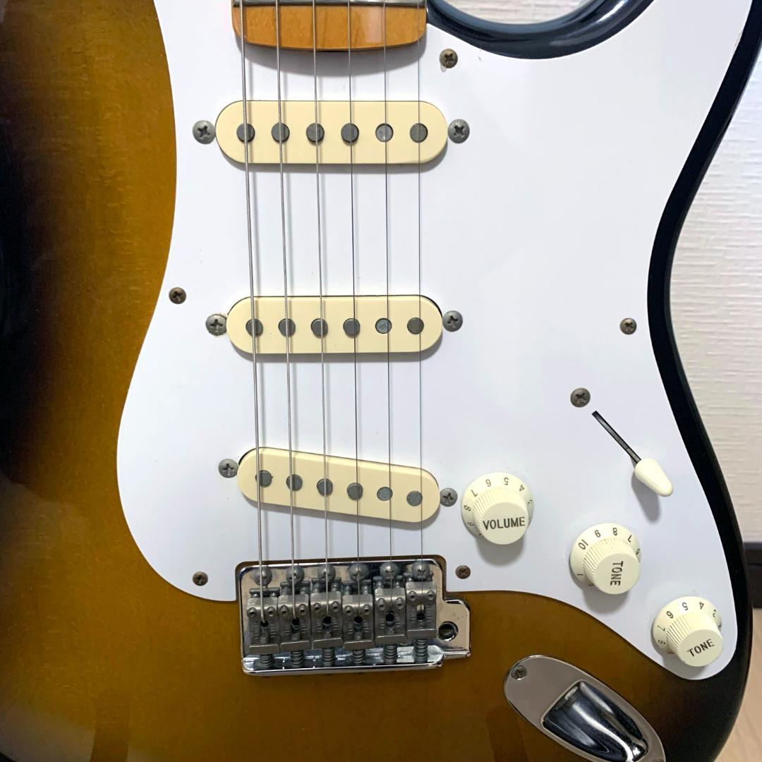 【訳あり】Fender Japan ストラトキャスター サンバーストST57-T