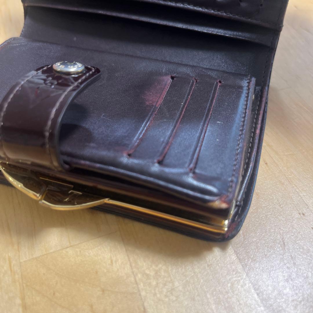Louis Vuitton 二つ折り財布 ワインレッド