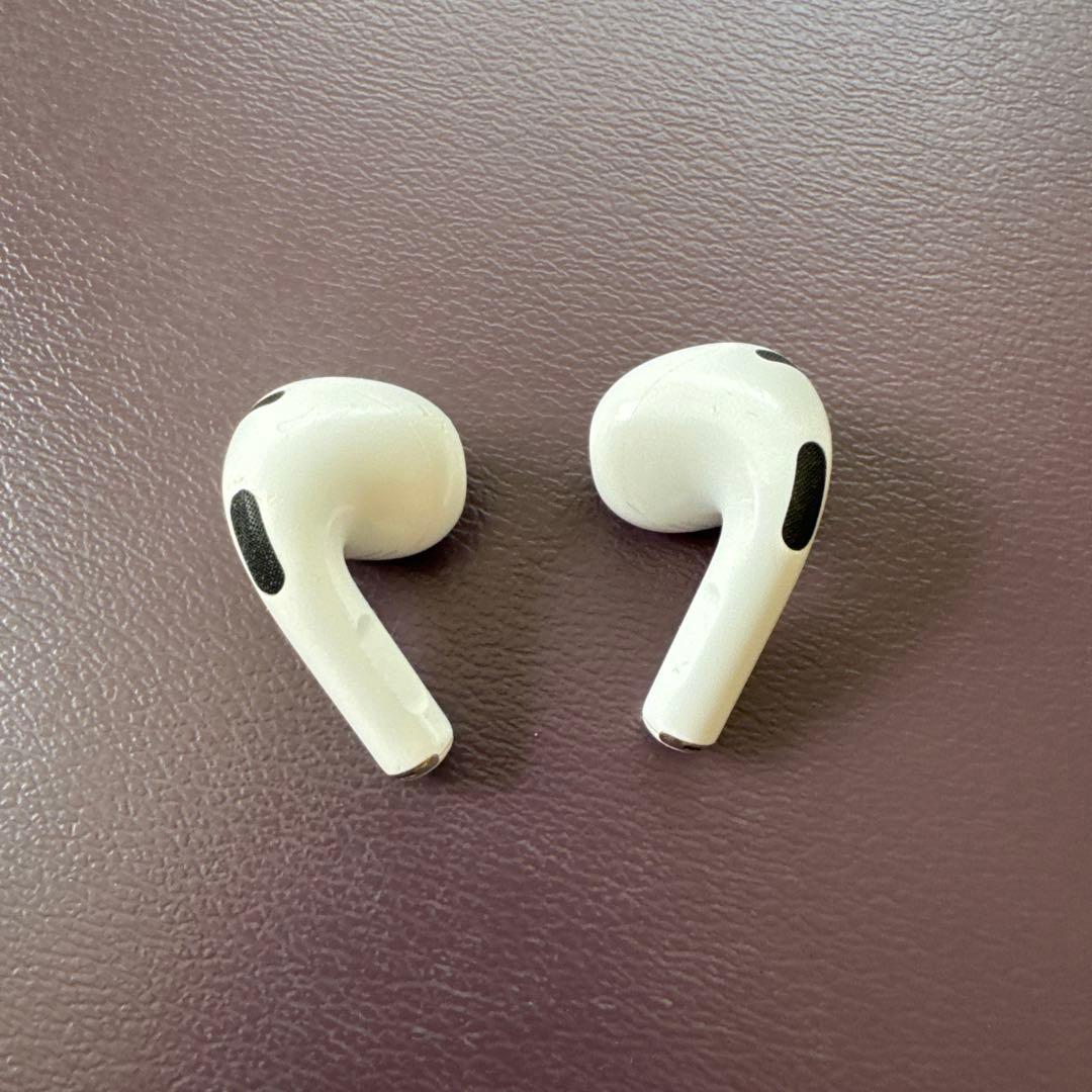 Apple AirPods 本体 充電ケース付き