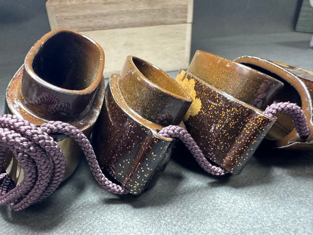 Kanさん　専用 蒔絵　印籠　金箔　松柄　漆器 根付　古美術品　 細密細工