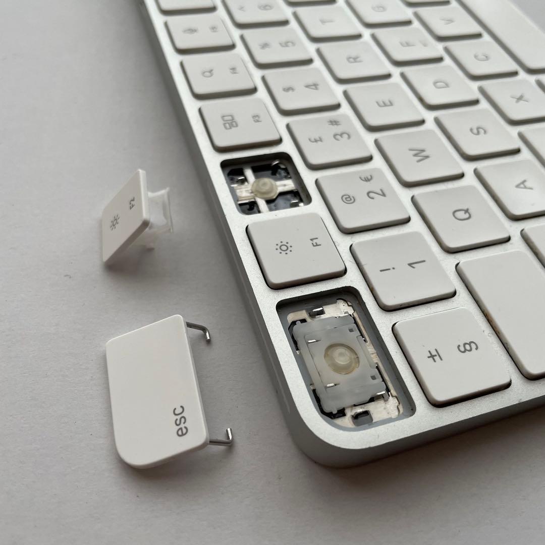 【ジャンク】Apple Magic keyboard UK配列