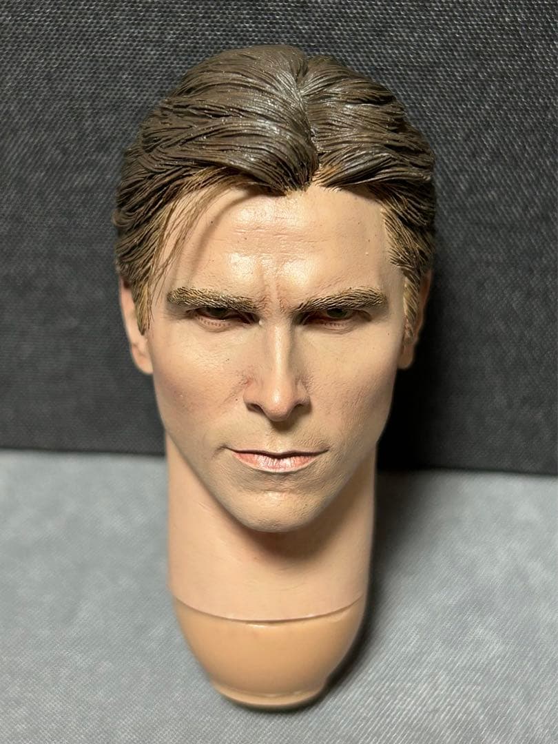 1/6 カスタムヘッド バットマン ビギンズ　ブルース・ウェイン